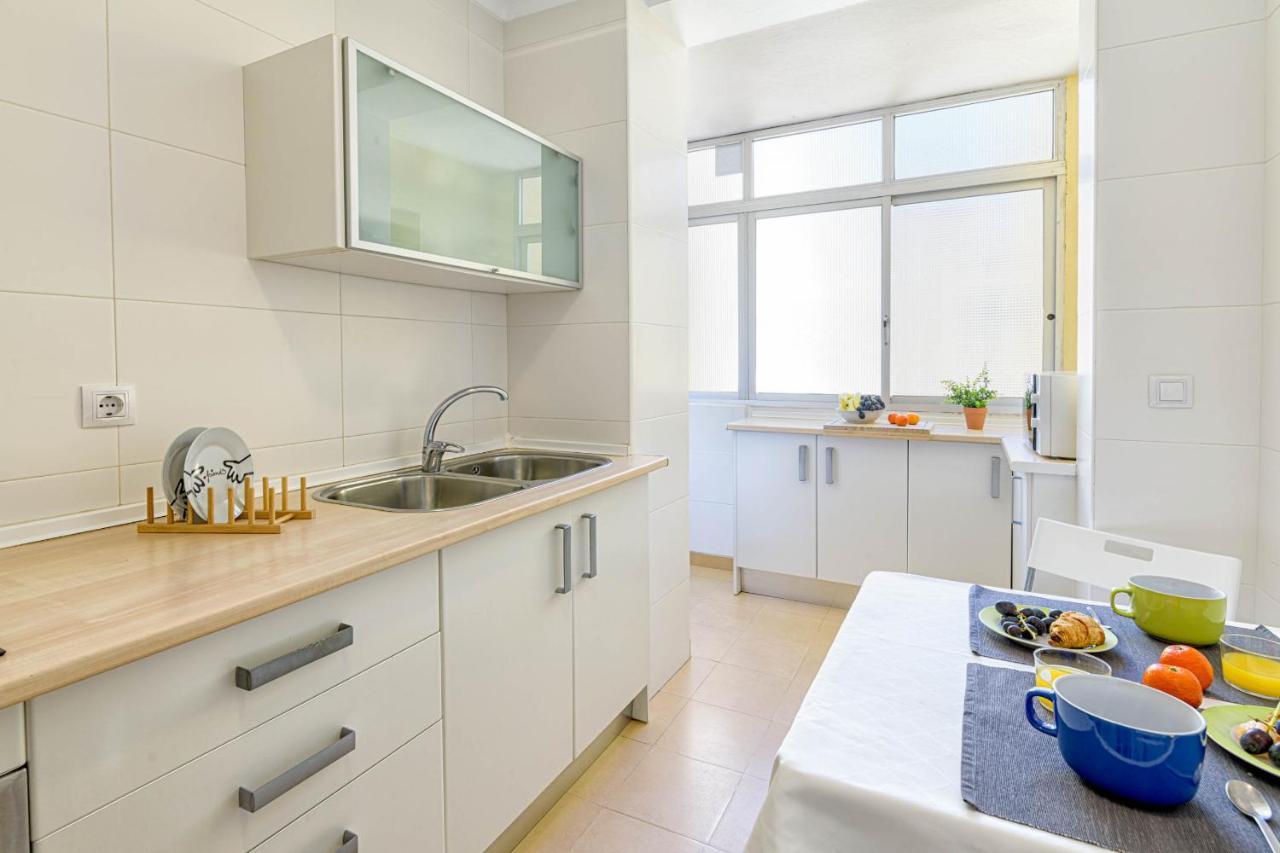 Wintowinrentals 1St Linea De Playa Vista Al Mar Y Piscina La Cala Del Moral Exterior photo